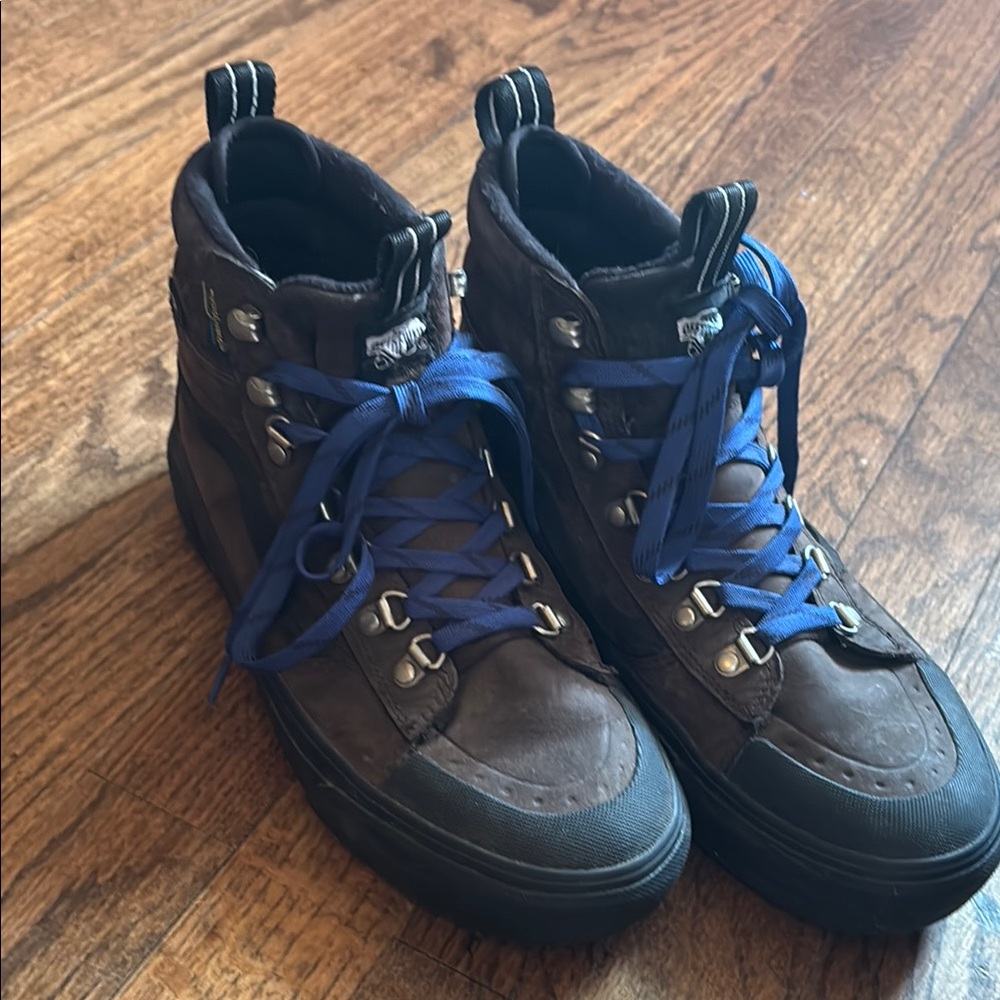 Women’s Brown Hiking Boots with Blue Laces